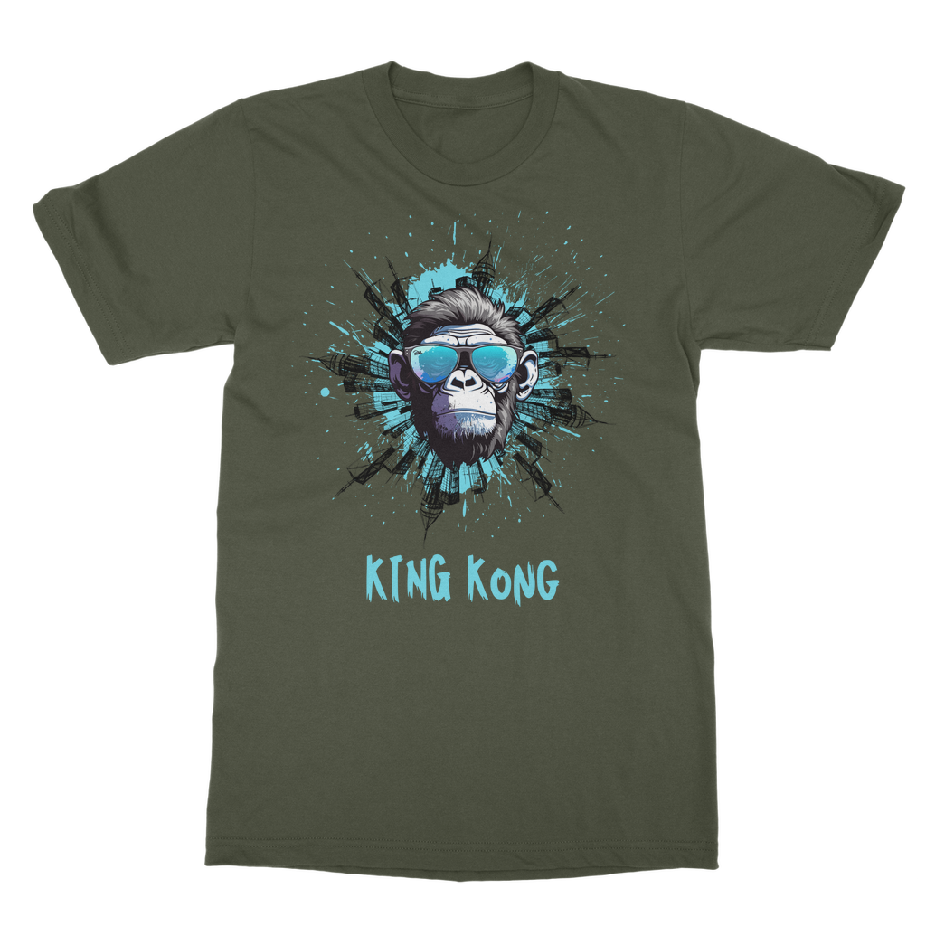 Green men’s classic crewneck t-shirt with reinforced neckline and short sleeves, shown flat to highlight semi-combed cotton fabric.