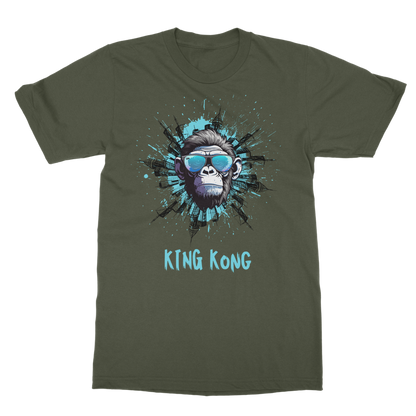 Green men’s classic crewneck t-shirt with reinforced neckline and short sleeves, shown flat to highlight semi-combed cotton fabric.