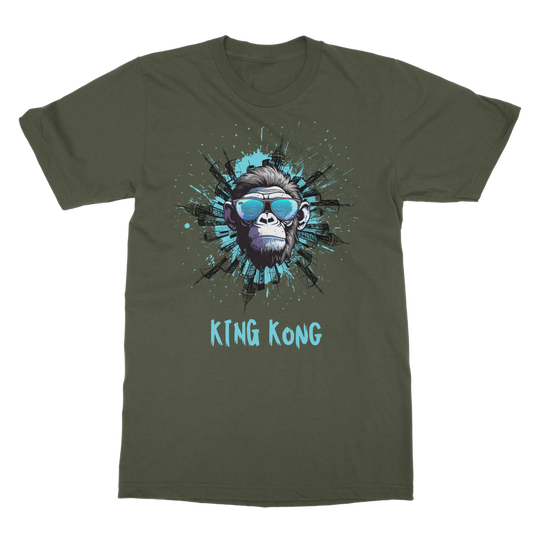 Green men’s classic crewneck t-shirt with reinforced neckline and short sleeves, shown flat to highlight semi-combed cotton fabric.